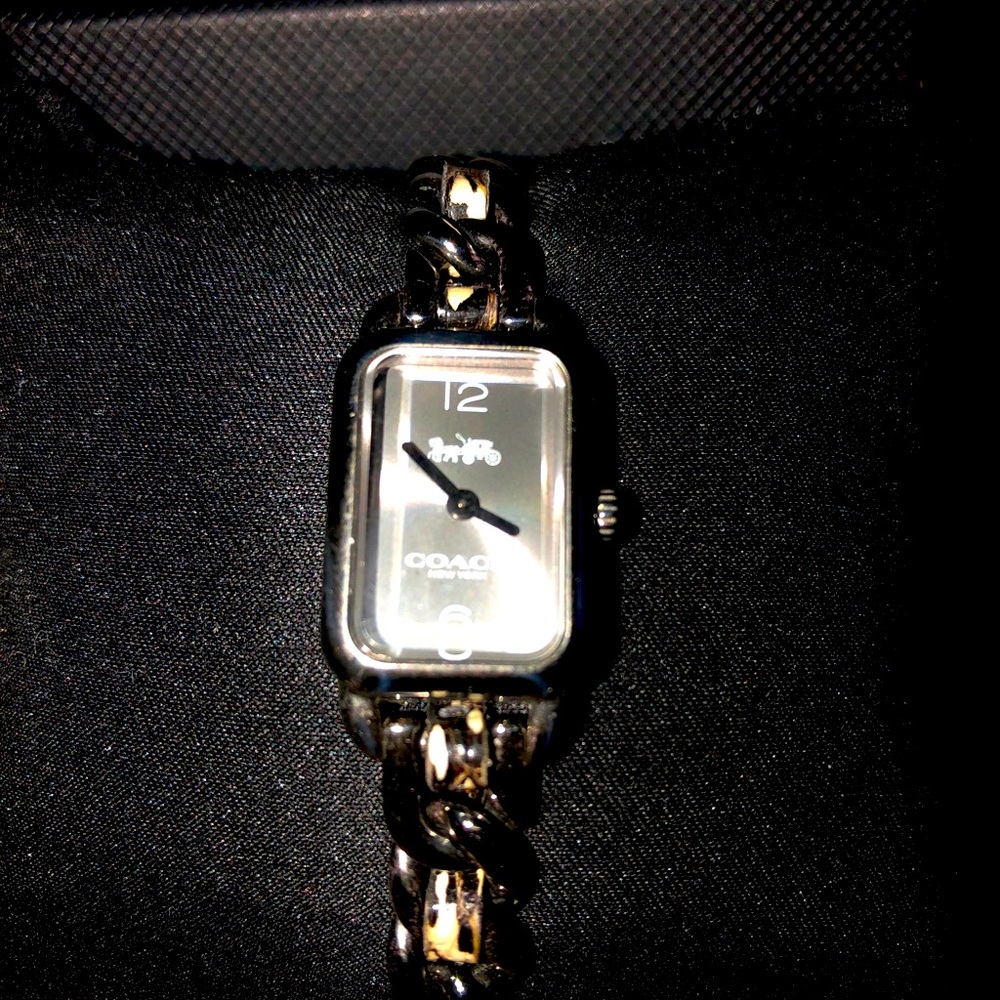 Coach Etched Bracelet Watch trimmed/black leather